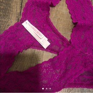 NWT Victoria secret magenta lace Thong panties